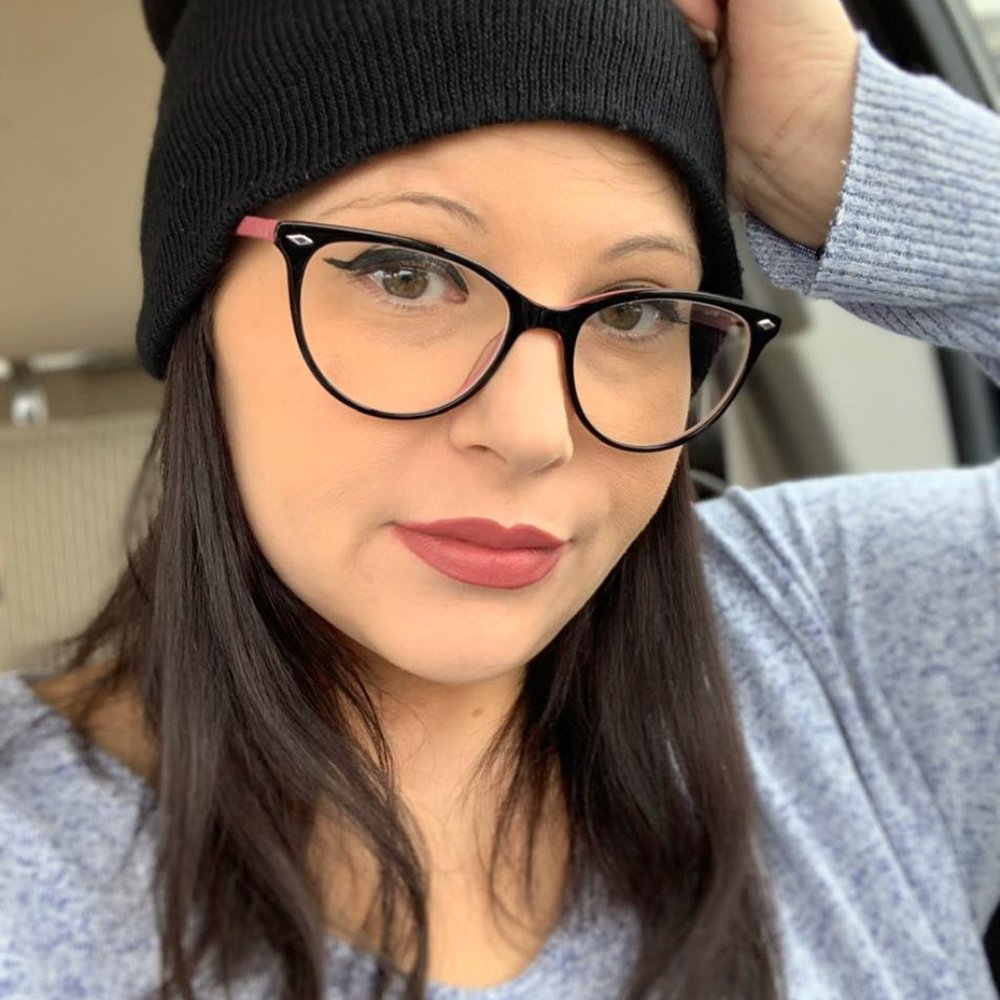 Meet your Posher, Julie